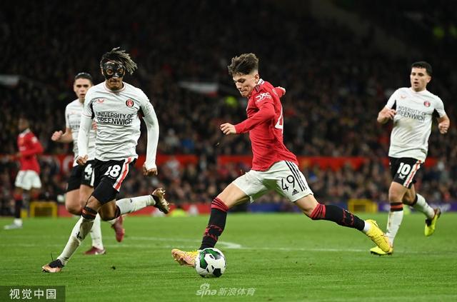 微却坚定的 微却坚定的